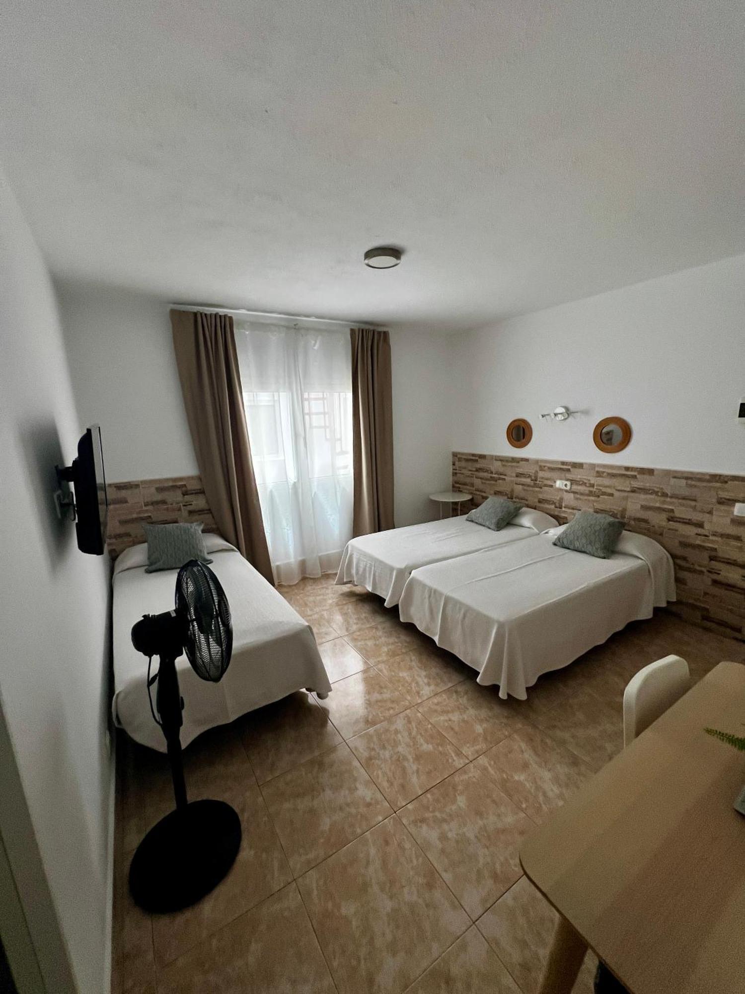 Hostal Residencia Cardona Arrecife  Dış mekan fotoğraf