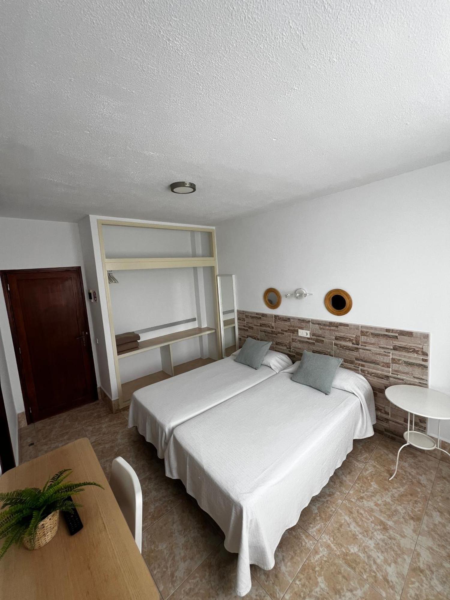Hostal Residencia Cardona Arrecife  Dış mekan fotoğraf