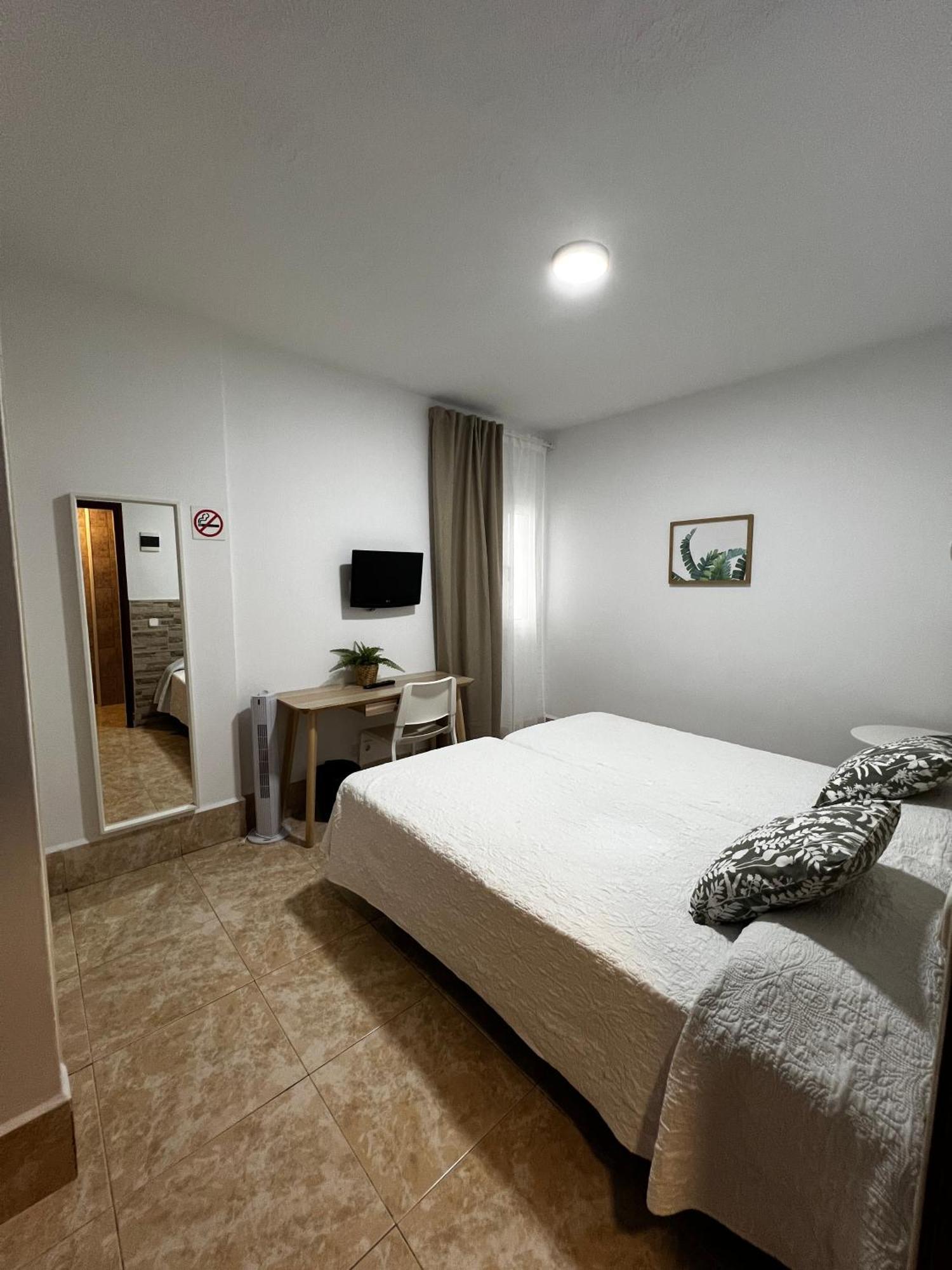 Hostal Residencia Cardona Arrecife  Dış mekan fotoğraf